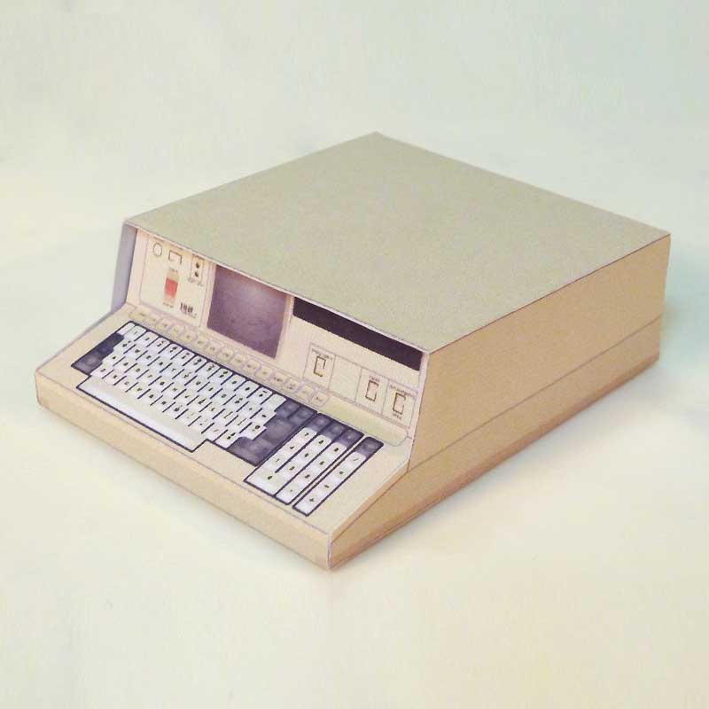 Paper на пк. Компьютер IBM 5100. IBM 5100 Portable Computer. Бумажный компьютер. Муляж компьютера.